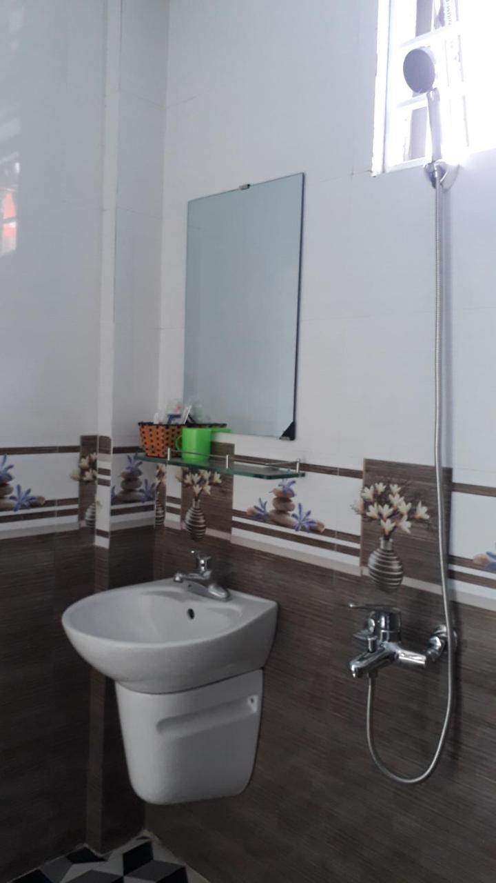 Nha Nghi Book Hotel Hoan Giap Eksteriør billede